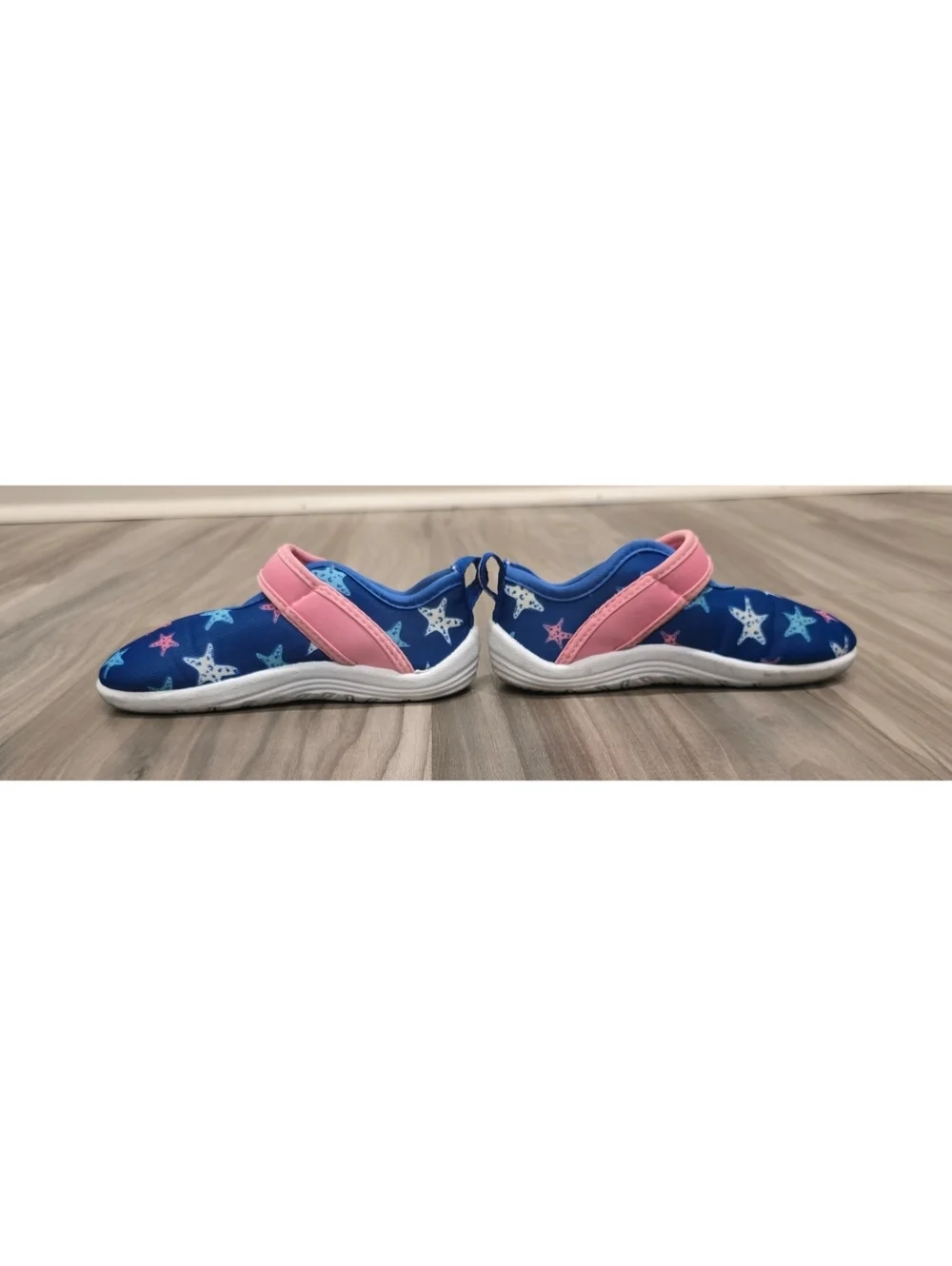 Speedo Kids Water Shoes Navy Star Print Velcro Beach Pool Shoes Size Large